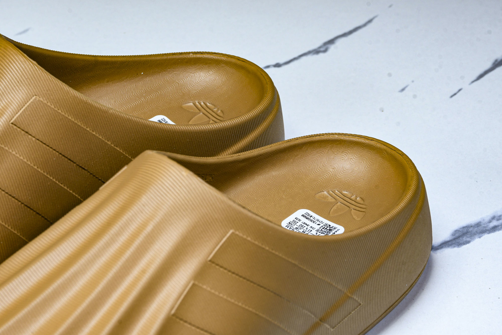  Adidas Originals AdiFOM Superstar Mule  阿迪今夏爆款包头鸭鸭拖