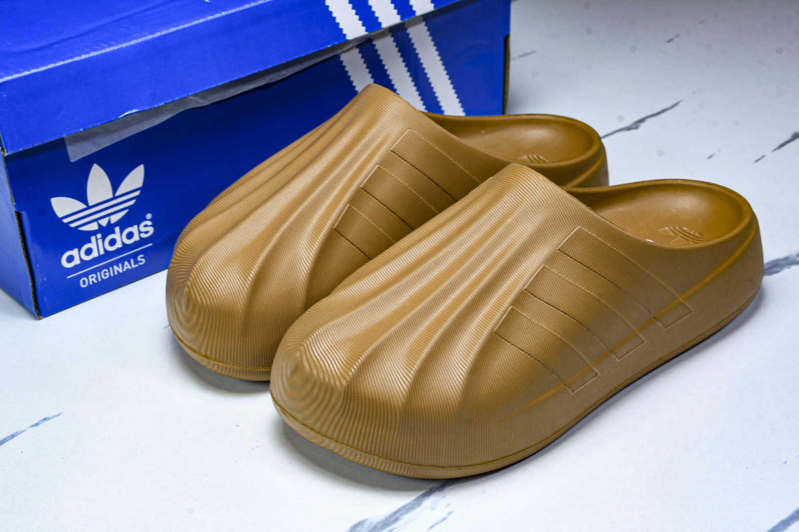  Adidas Originals AdiFOM Superstar Mule  阿迪今夏爆款包头鸭鸭拖