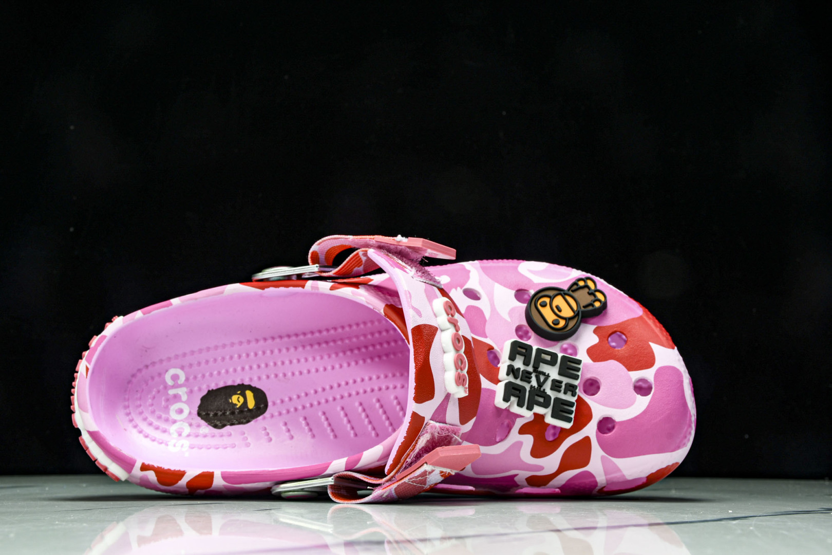  Bape x crocs classic clog卡骆驰 Classic clog 迷彩印花 舒适百搭
