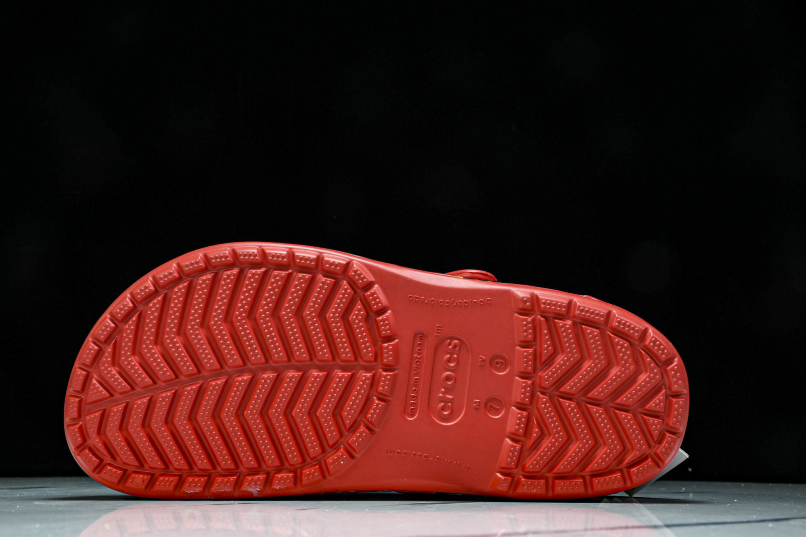  Cars x Crocs卡骆驰Classic clogLightning McQueen休闲舒适洞洞鞋