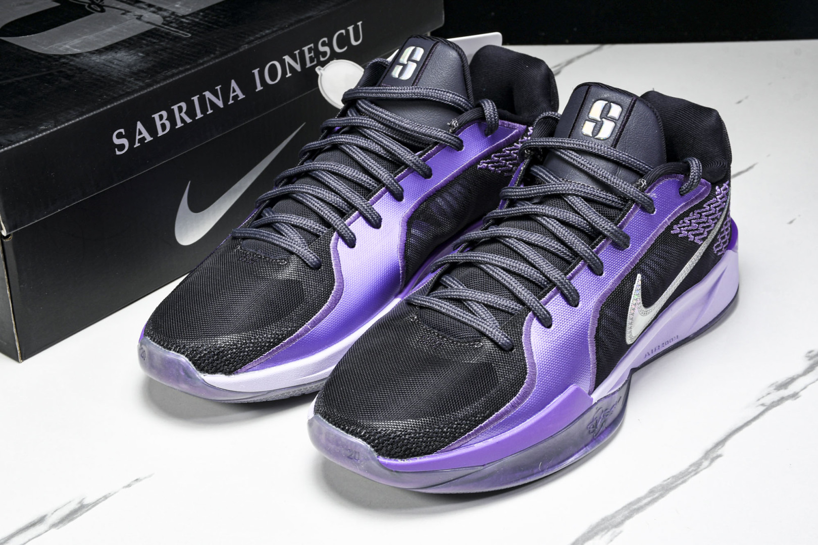  Nk Sabrina 2 Court Vision 萨布丽娜·约内斯库 签名款 实战系列篮球鞋 FZ1