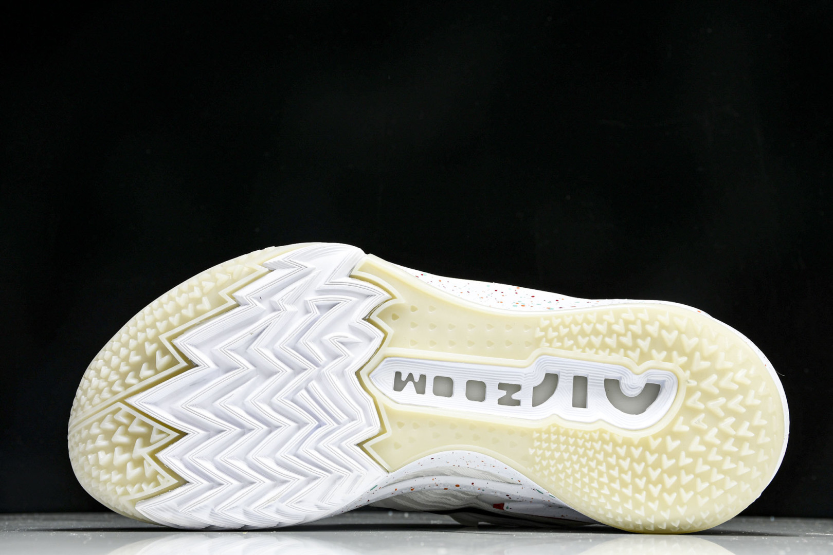  Nk Air Zoom G.T.Cut 2 EP 耐克GT2.0实战系列篮球鞋 FD4321-101 