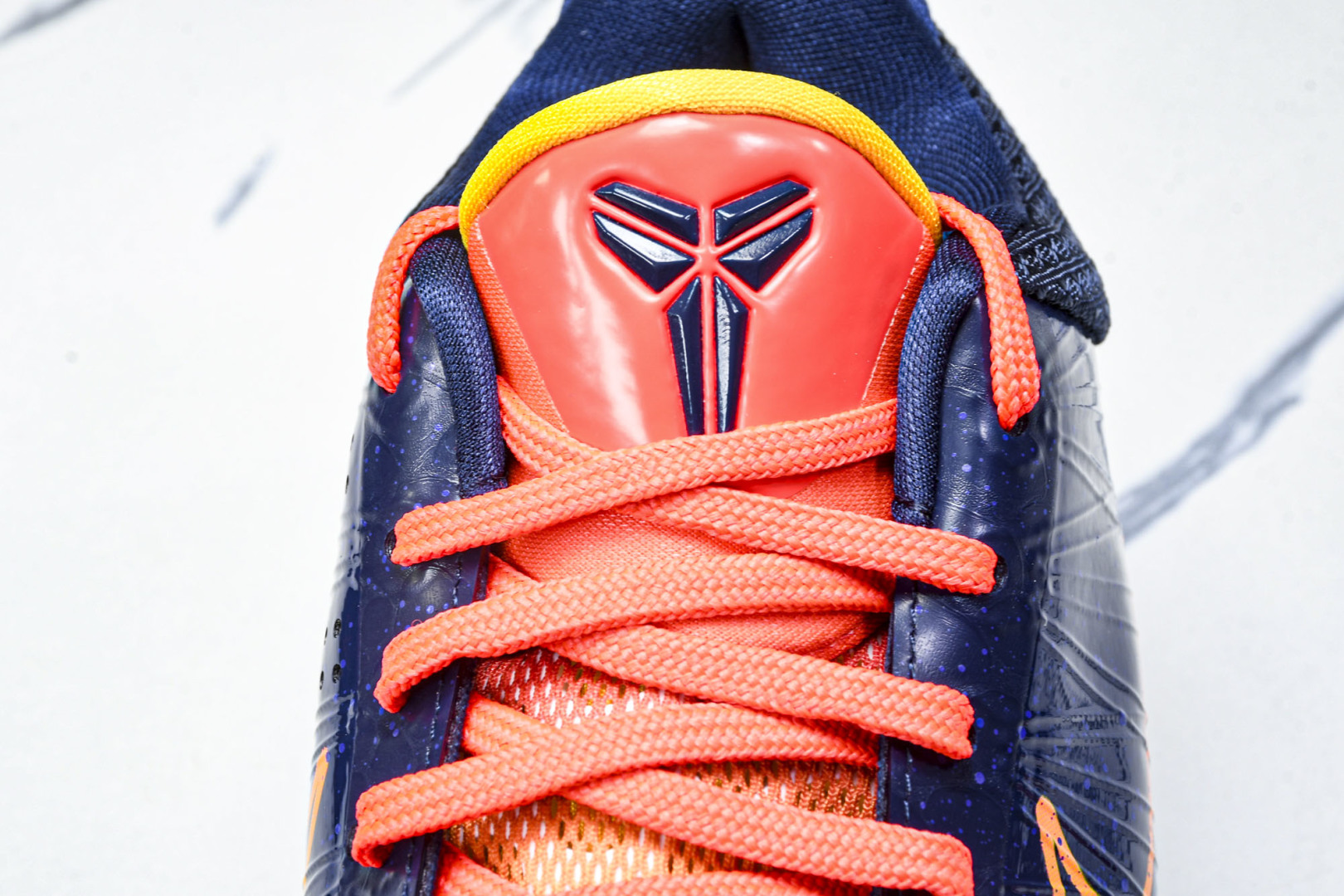  Caitlin Clark x Nike Kobe 5 Protro Indiana Fever 科比