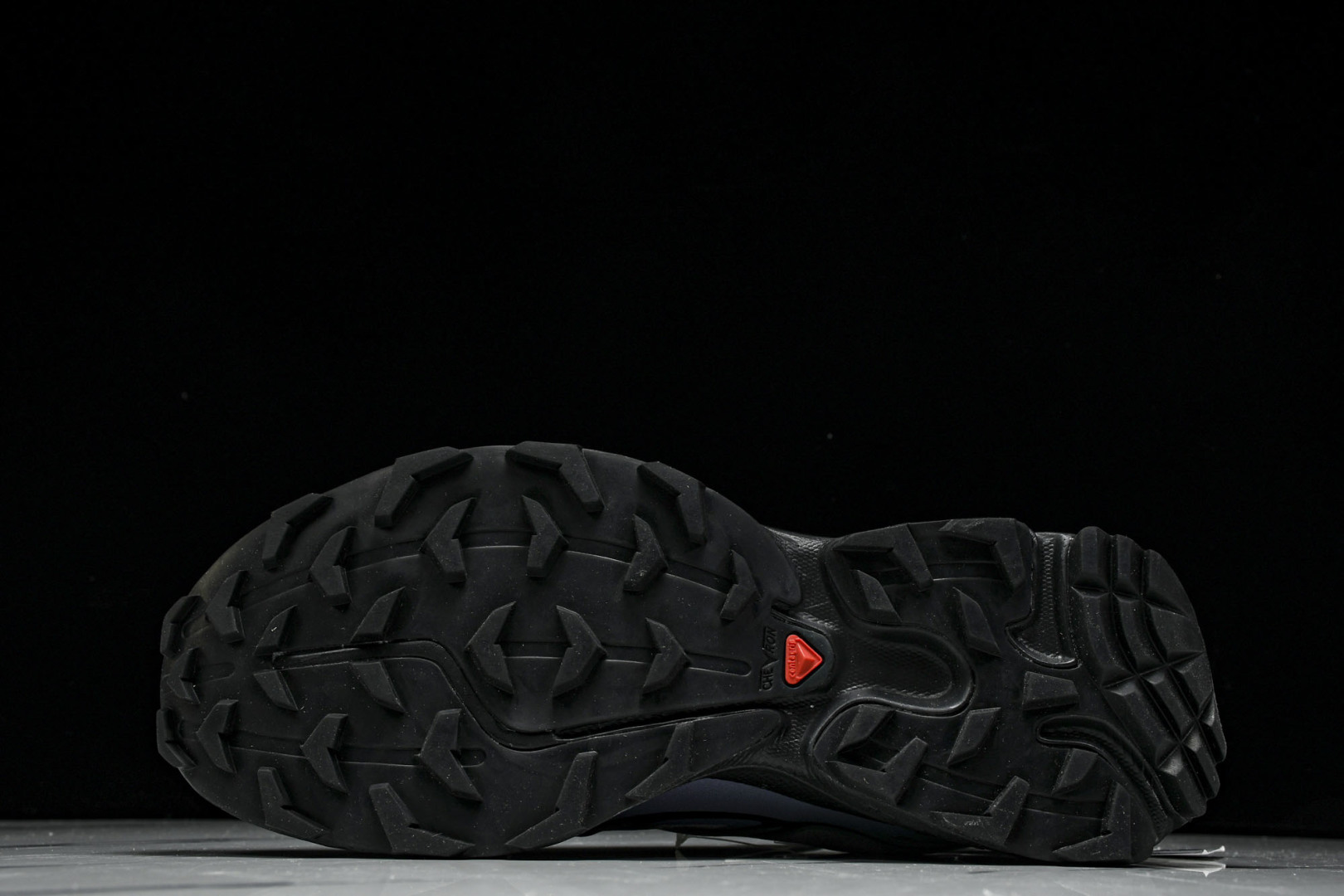  Salomon XT-6 Chromatic Blue Fog 彩色渐变蓝  尺码：36 36.5 3