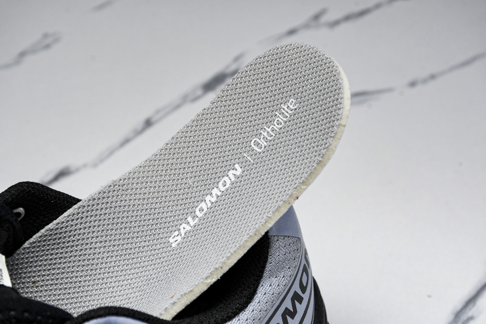  Salomon XT-6 Chromatic Blue Fog 彩色渐变蓝  尺码：36 36.5 3