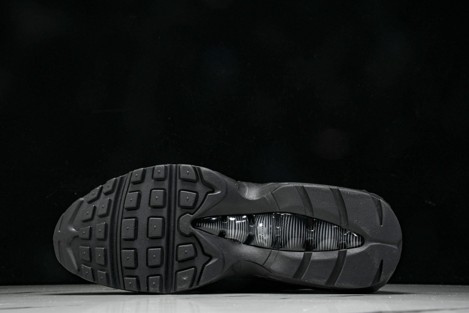  Denham x Nike Air Max 95 全黑 跑步鞋 CI3705 001 尺寸 40 40