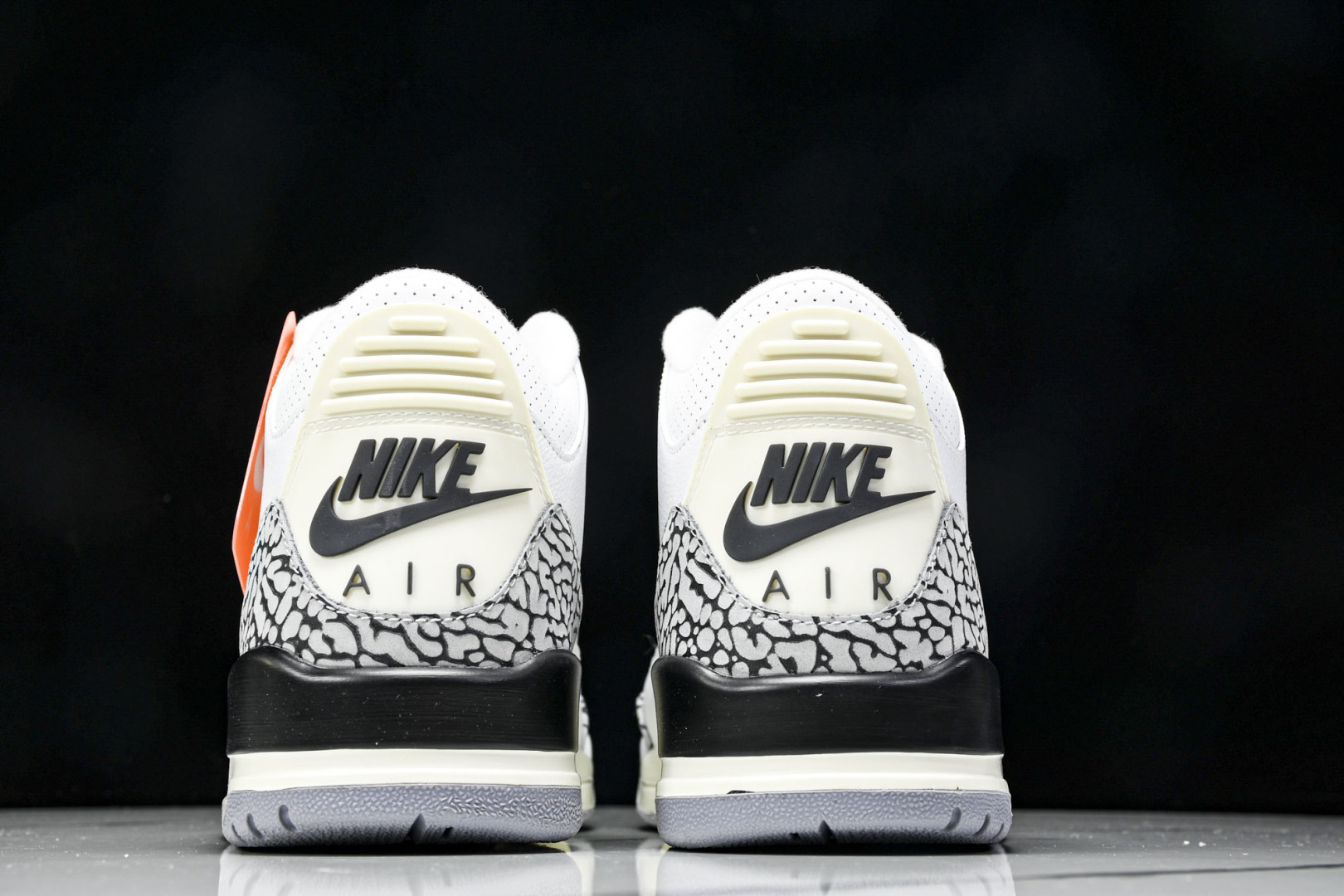  Air Jordan 3“White Cement Teimagined”白水泥 1988版复刻做旧 