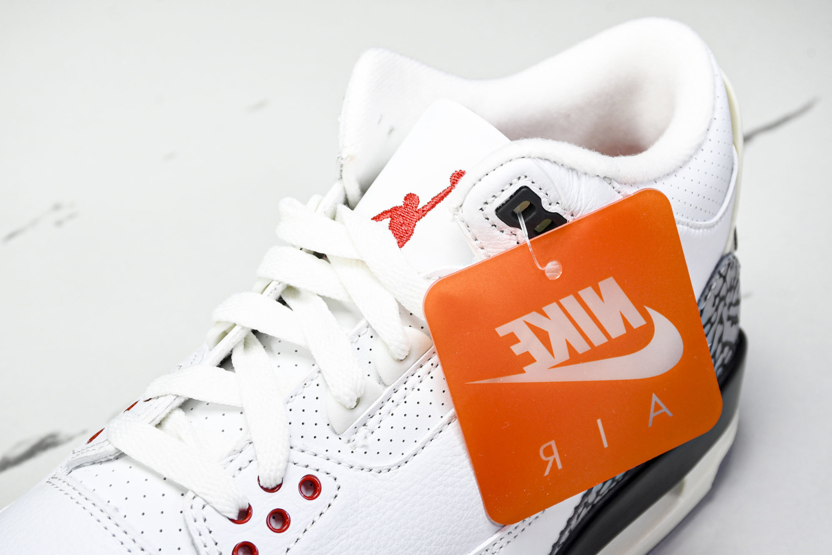  Air Jordan 3“White Cement Teimagined”白水泥 1988版复刻做旧 