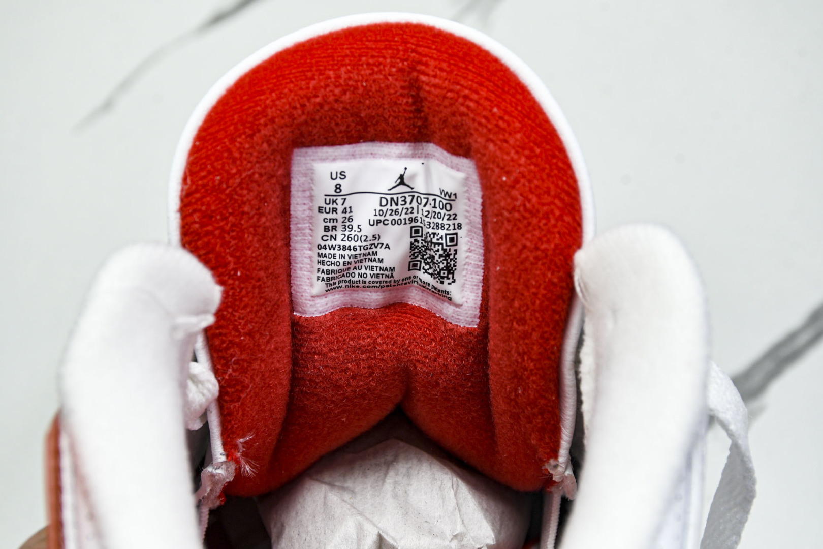  Air Jordan 3“White Cement Teimagined”白水泥 1988版复刻做旧 
