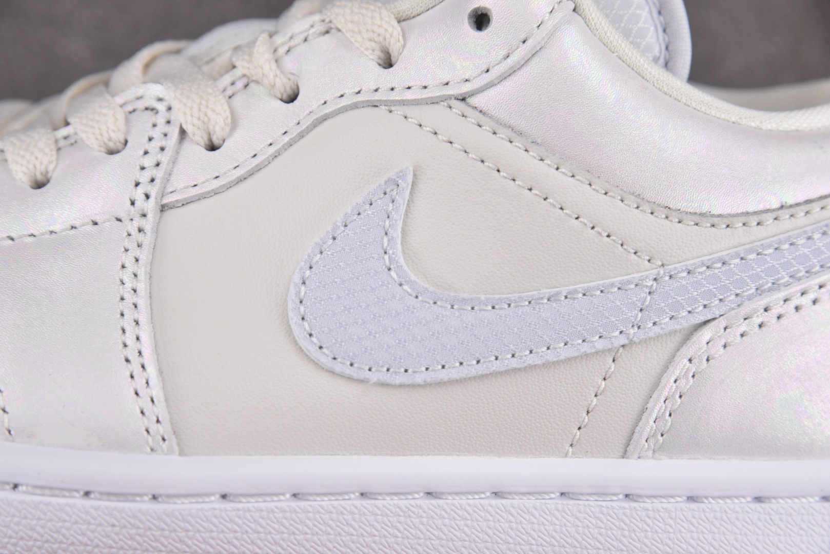 AJ低帮 尺码35.5-46

纯原版出品-Air Jordan 1 Low SE Year of th