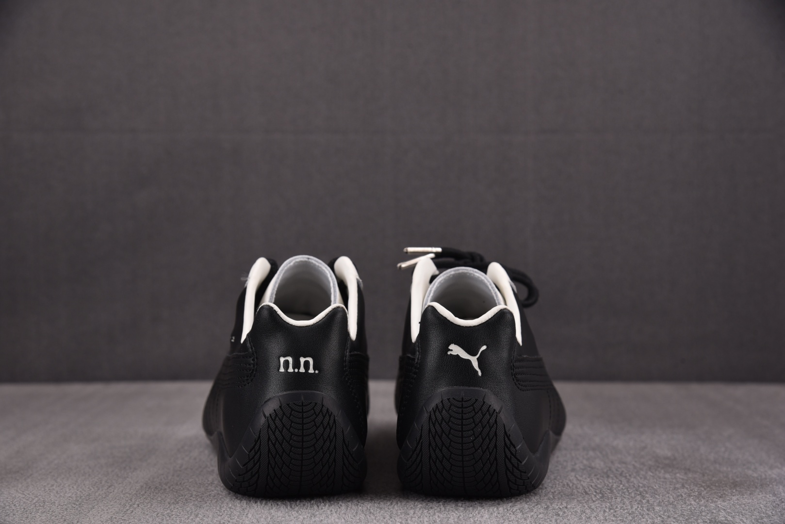 彪马 尺码36-45

纯原版出品-Puma SPeedcat x Noafterno Black Wh