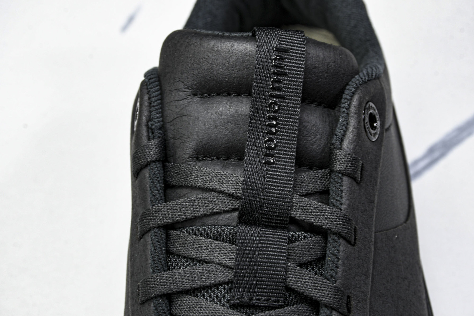  Lululemon Cityverse 露露乐蒙 低帮运动休闲板鞋 LW9AV8S 04-24 尺码 
