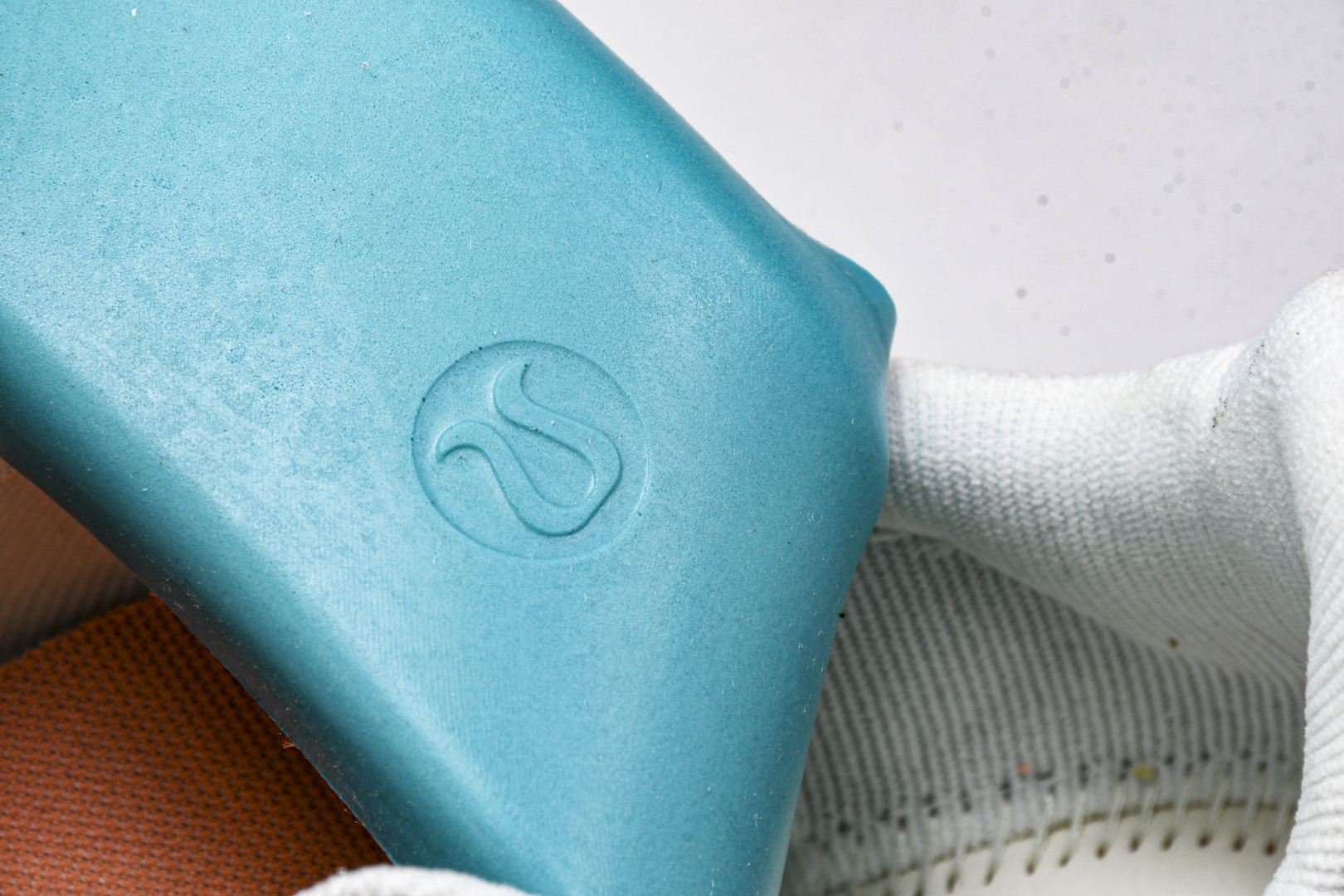  Lululemon Cityverse 露露乐蒙 低帮运动休闲板鞋 LW9FFIS 01-24_尺码 