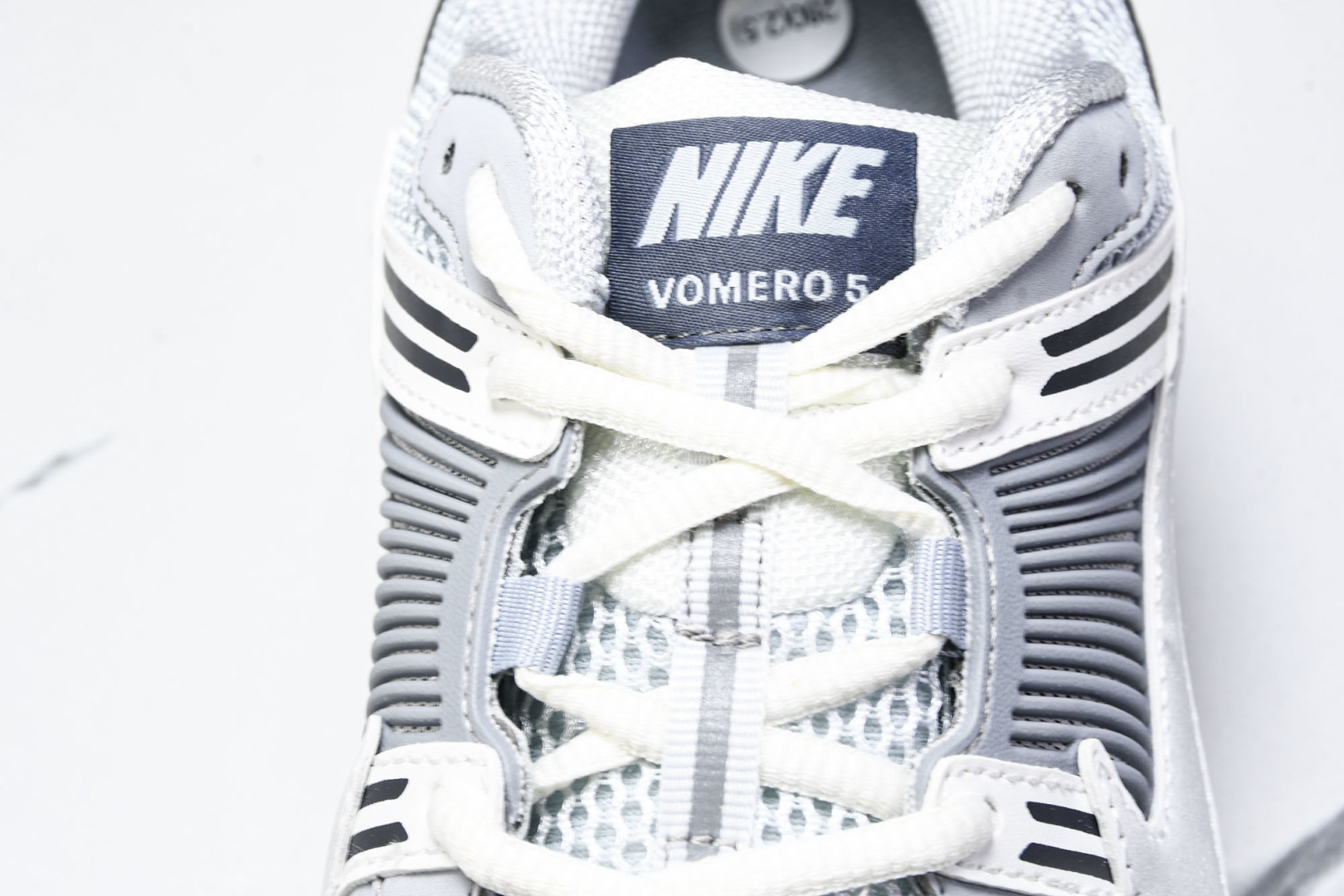  Nk Zoom Vomero 5 SP 佛莫罗5代系列经典复古休闲运动慢跑鞋 FD9919-001 尺