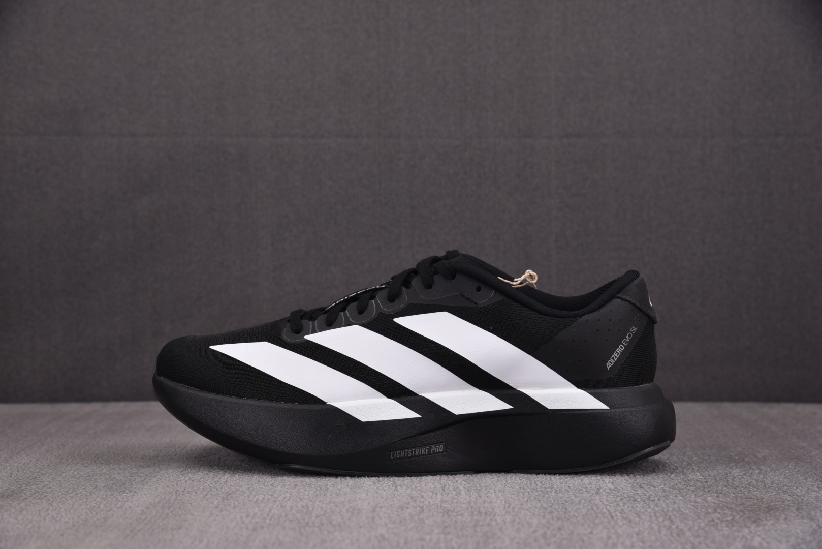 AD Adizero EVO SL Black White 黑白 J 尺寸36 36.5 37 38 