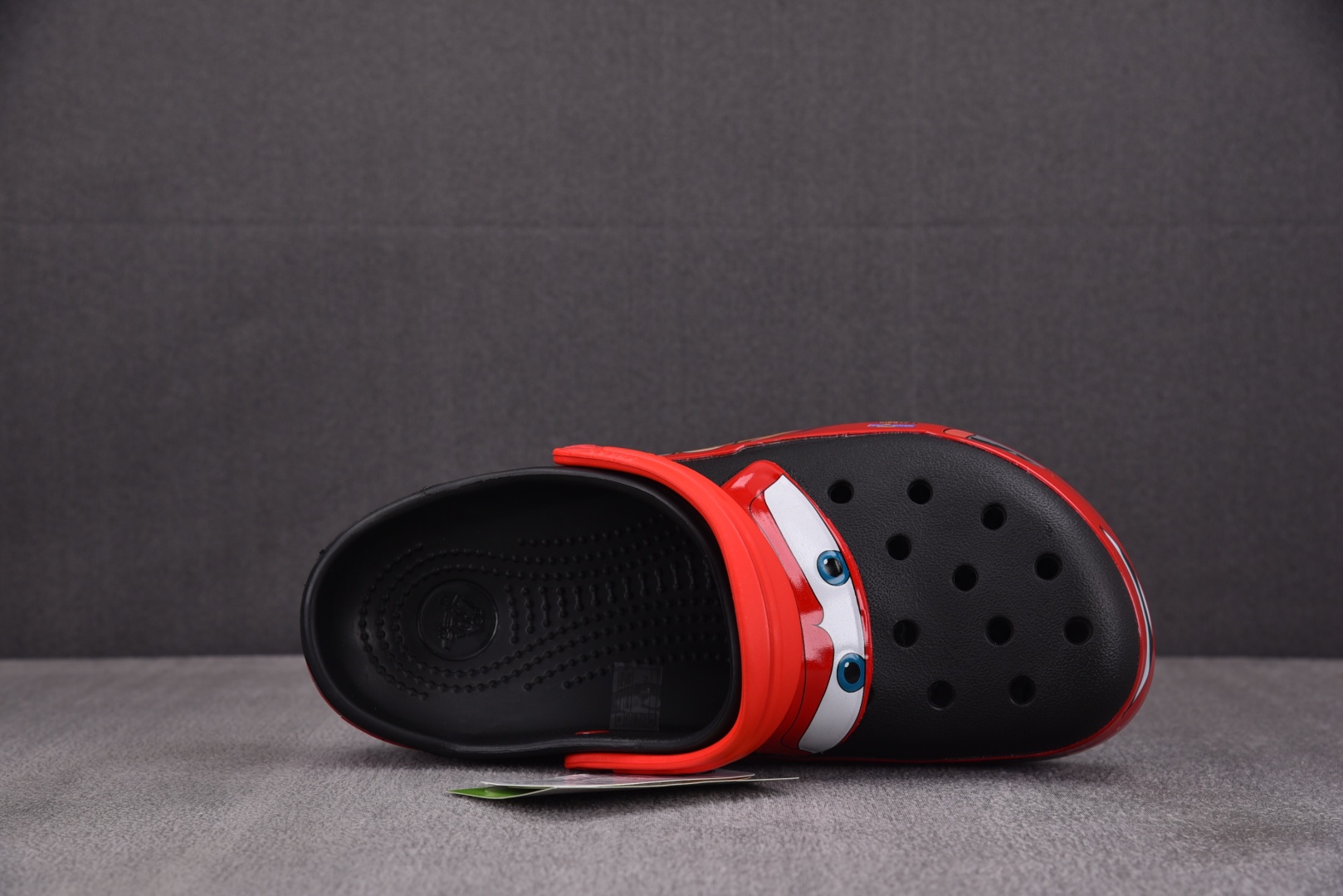  Crocs Classic Clog 趣味涂鸦 黑红 尺码：M4（36-37） M5（37-38） M
