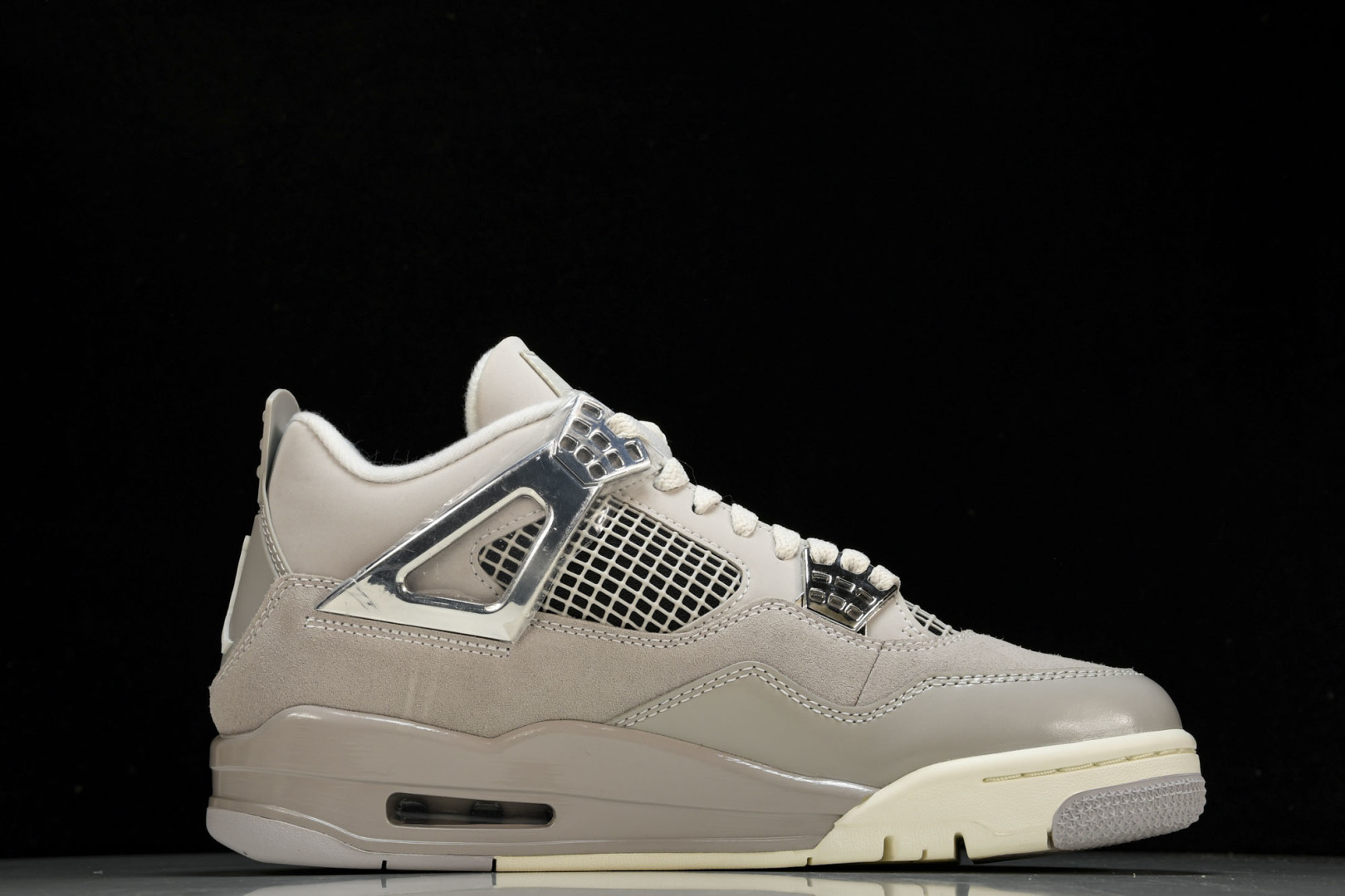 AJ4矿石灰 尺码40-48.5

纯原版出品-Air Jordan 4 Light Iron Ore 