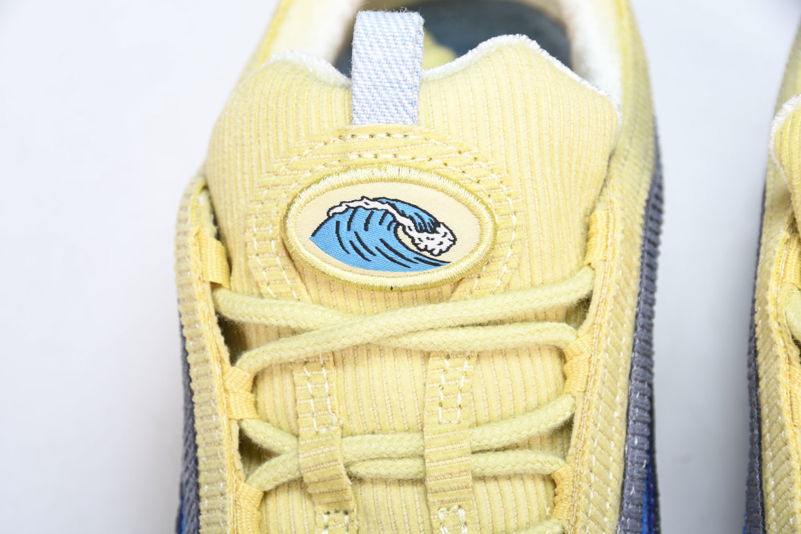 97 灯芯绒 尺码：36-47.5

纯原版出品-Nike Air Max 1/97 灯芯绒 AJ421