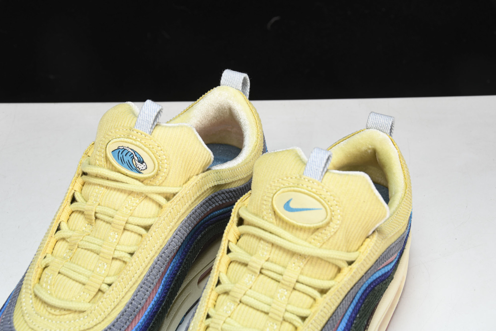 97 灯芯绒 尺码：36-47.5

纯原版出品-Nike Air Max 1/97 灯芯绒 AJ421