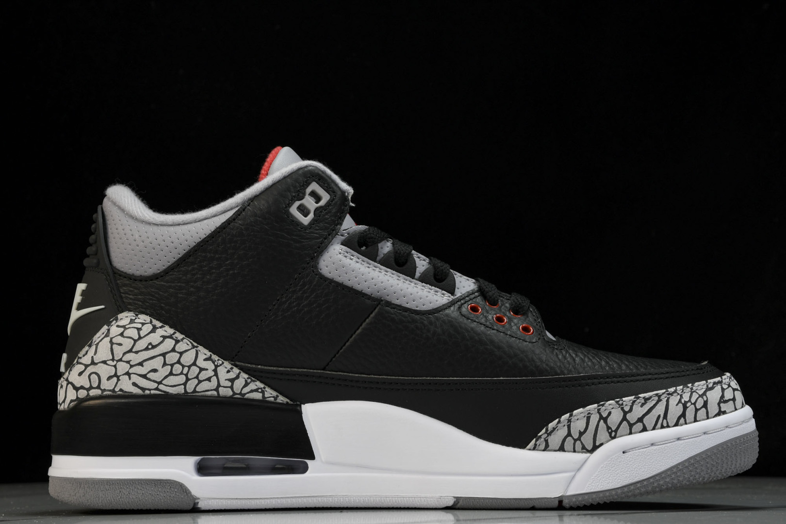 AJ3 黑水泥 鞋码36-47.5

纯原出品-Air Jordan 3 Retro Black Cem