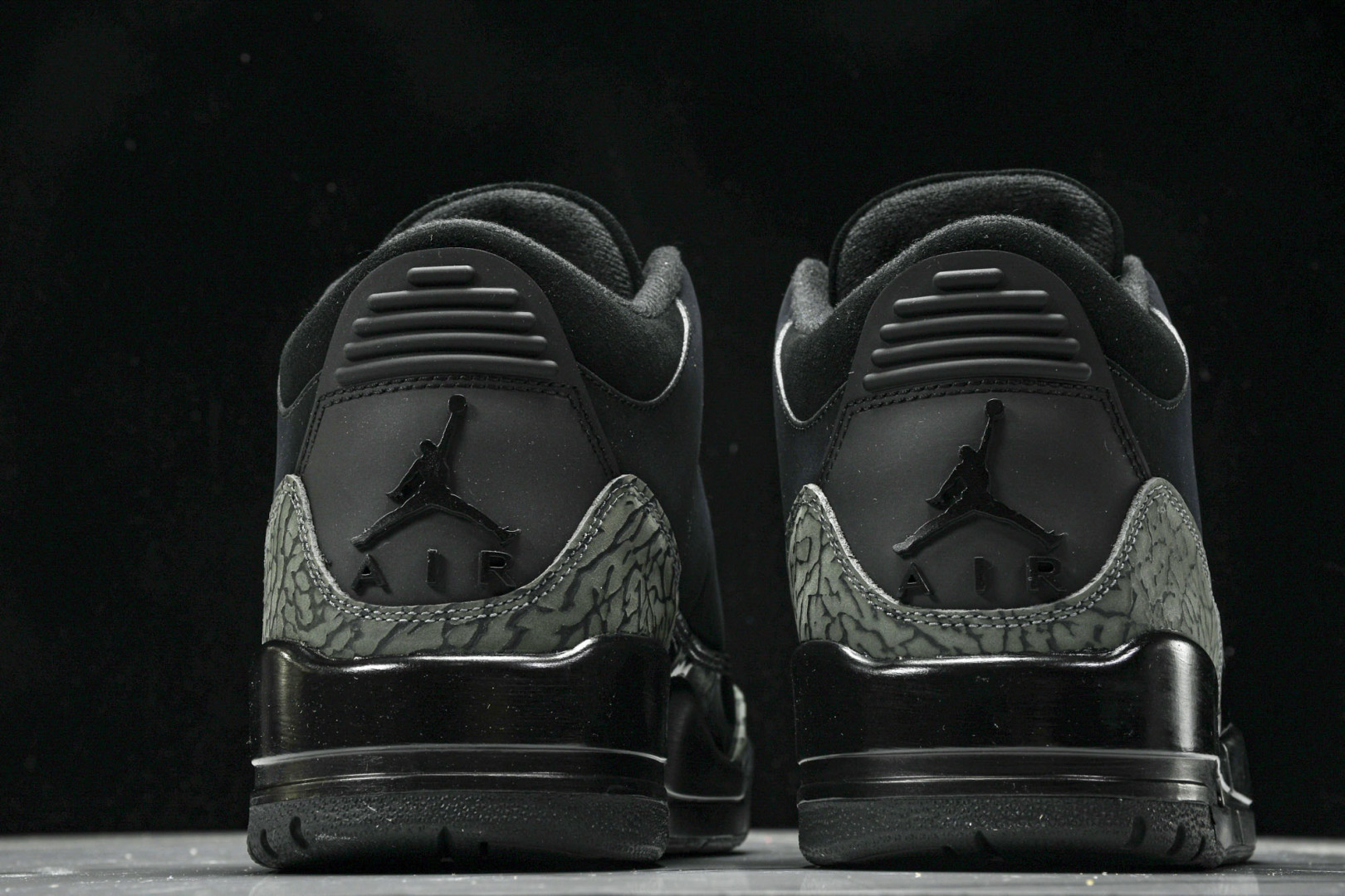 AJ3黑猫  尺码40-47.5

纯原版出品-AIR JORDAN 3 RETRO 黑猫 CK9246
