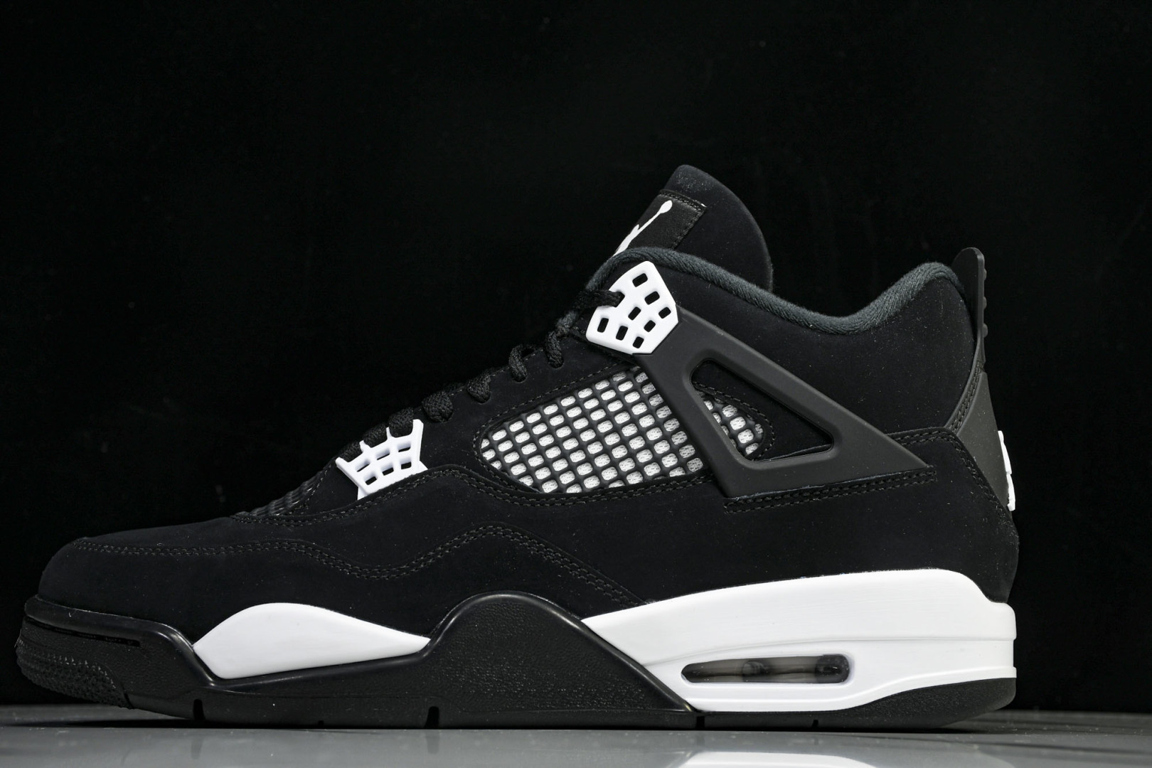 AJ4黑白 尺码40-48.5

纯原版出品-Air Jordan 4 Retro“White Thun