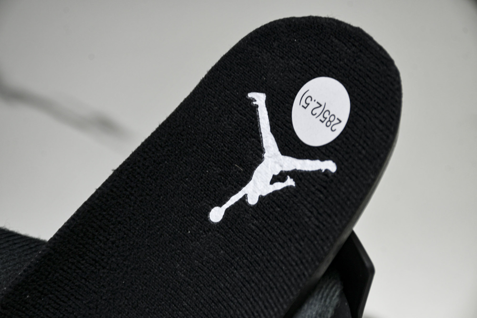 AJ4黑白 尺码40-48.5

纯原版出品-Air Jordan 4 Retro“White Thun