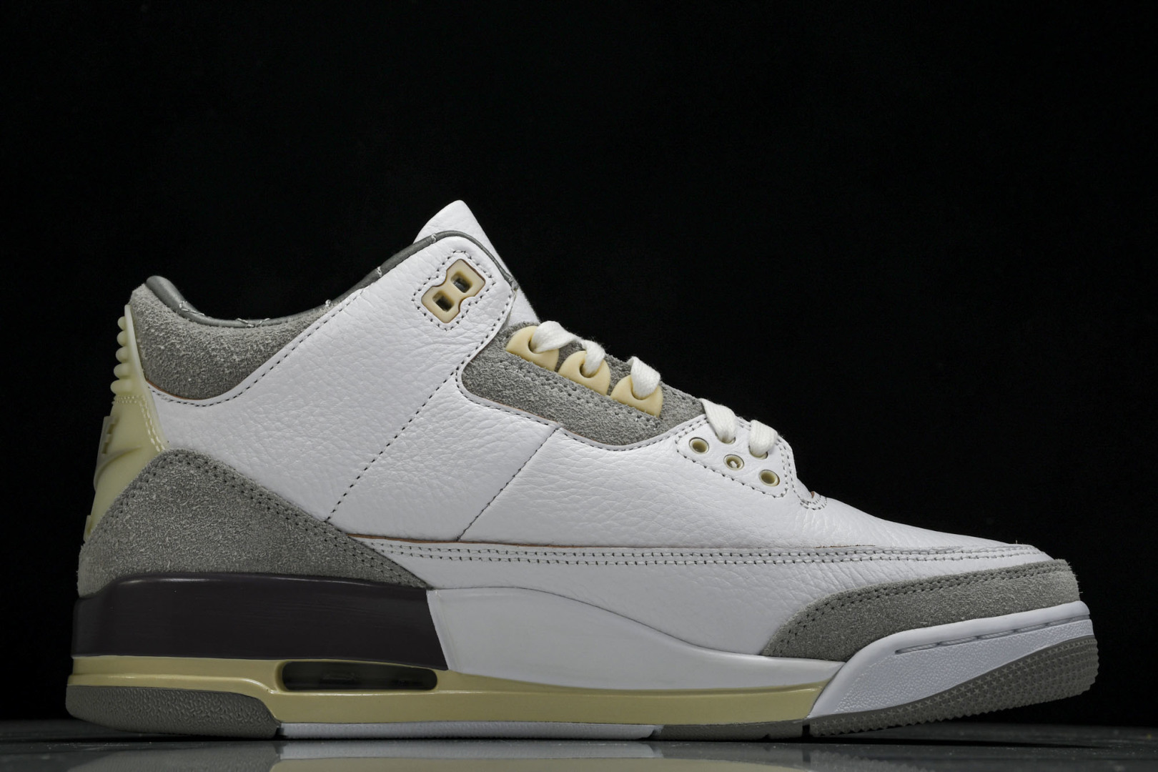 AJ3米白灰 鞋码：40-48.5

纯原版出品-A Ma Maniére x Air Jordan 3
