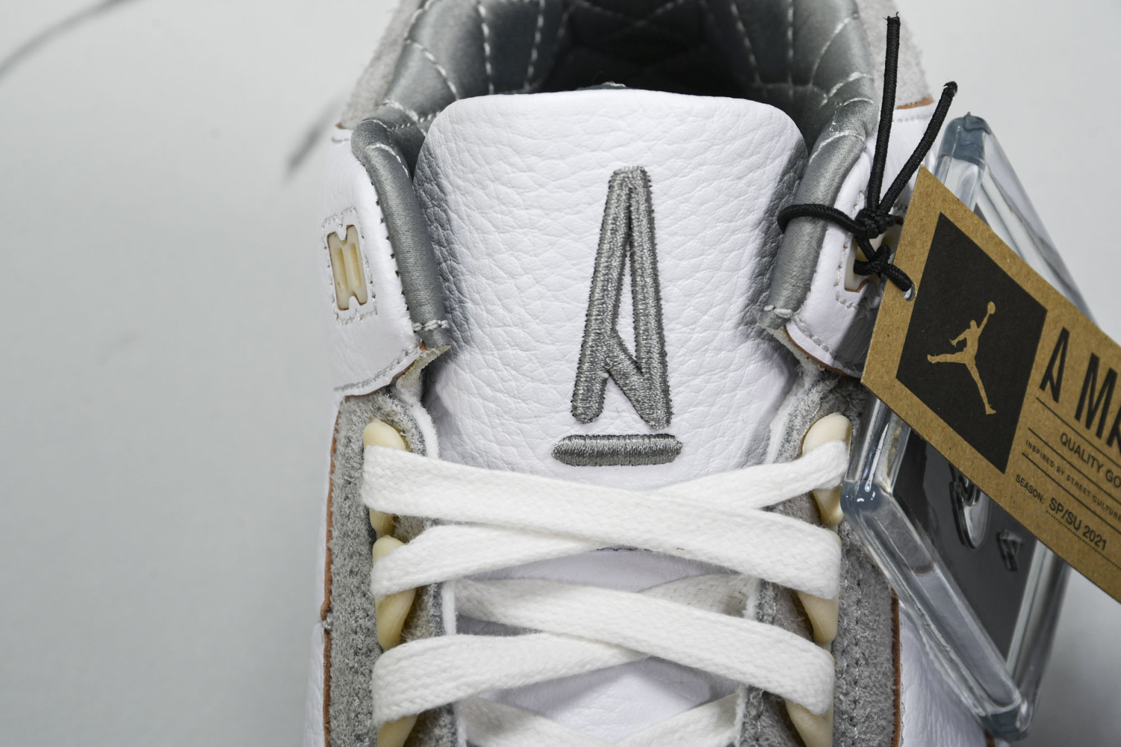 AJ3米白灰 鞋码：40-48.5

纯原版出品-A Ma Maniére x Air Jordan 3
