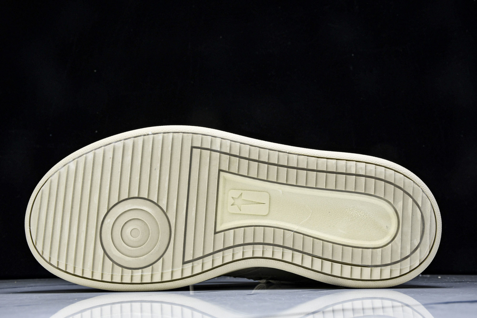 Rick 尺码36-45

纯原版出品-Converse RO DRKSHDW turbodrk  Ri