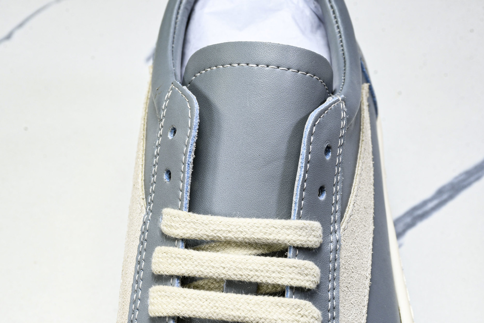 Rick 尺码36-46

纯原版出品-Rick Owens RO Mega 瑞克·欧文斯 雾霾蓝
尺码