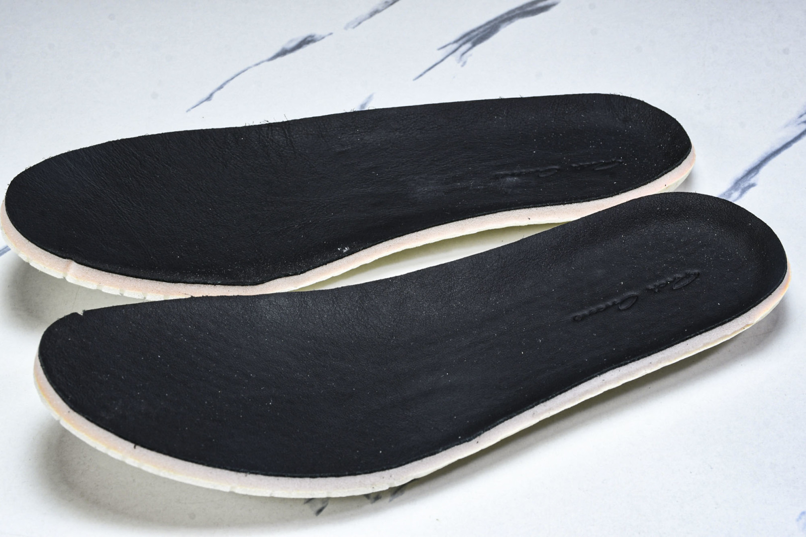 Rick 尺码36-46

纯原版出品-RICK OWENS 25春夏男士 奶白全粒面小牛皮运动鞋
尺码