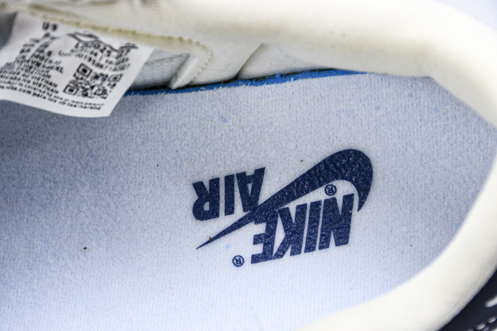  Travis Scott x Fragment Design x Air Jordan 1 Low O