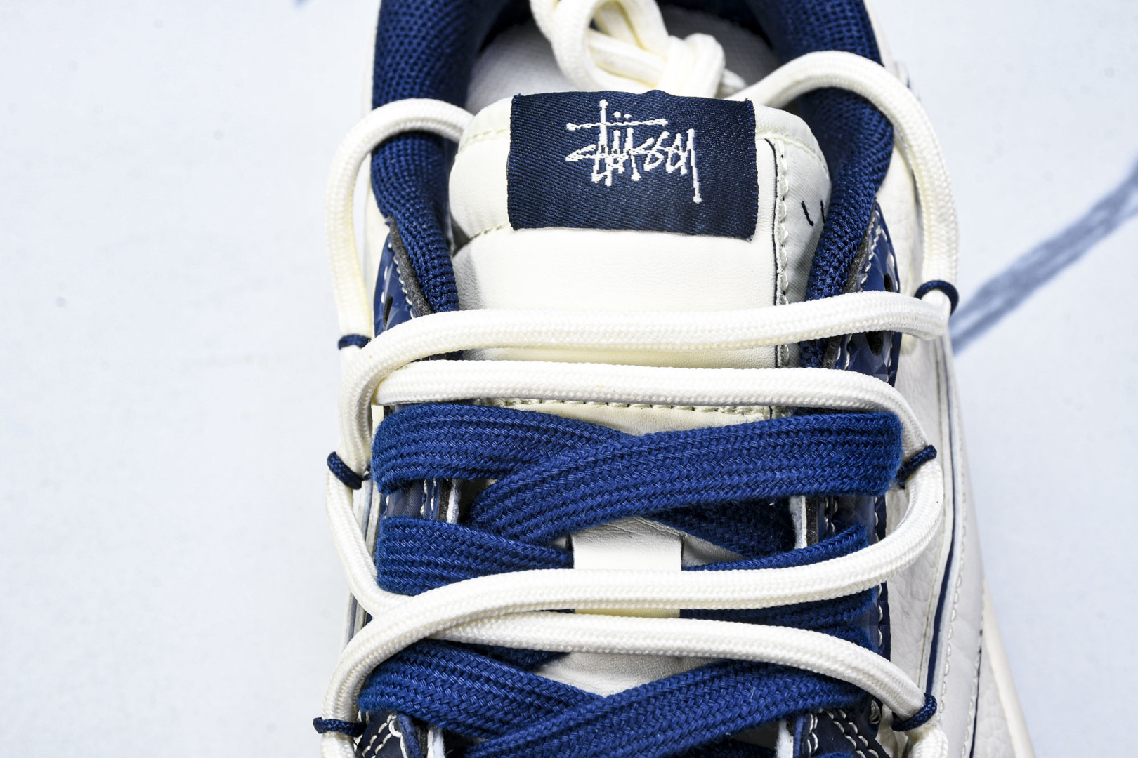  Travis Scott x Fragment Design x Air Jordan 1 Low O