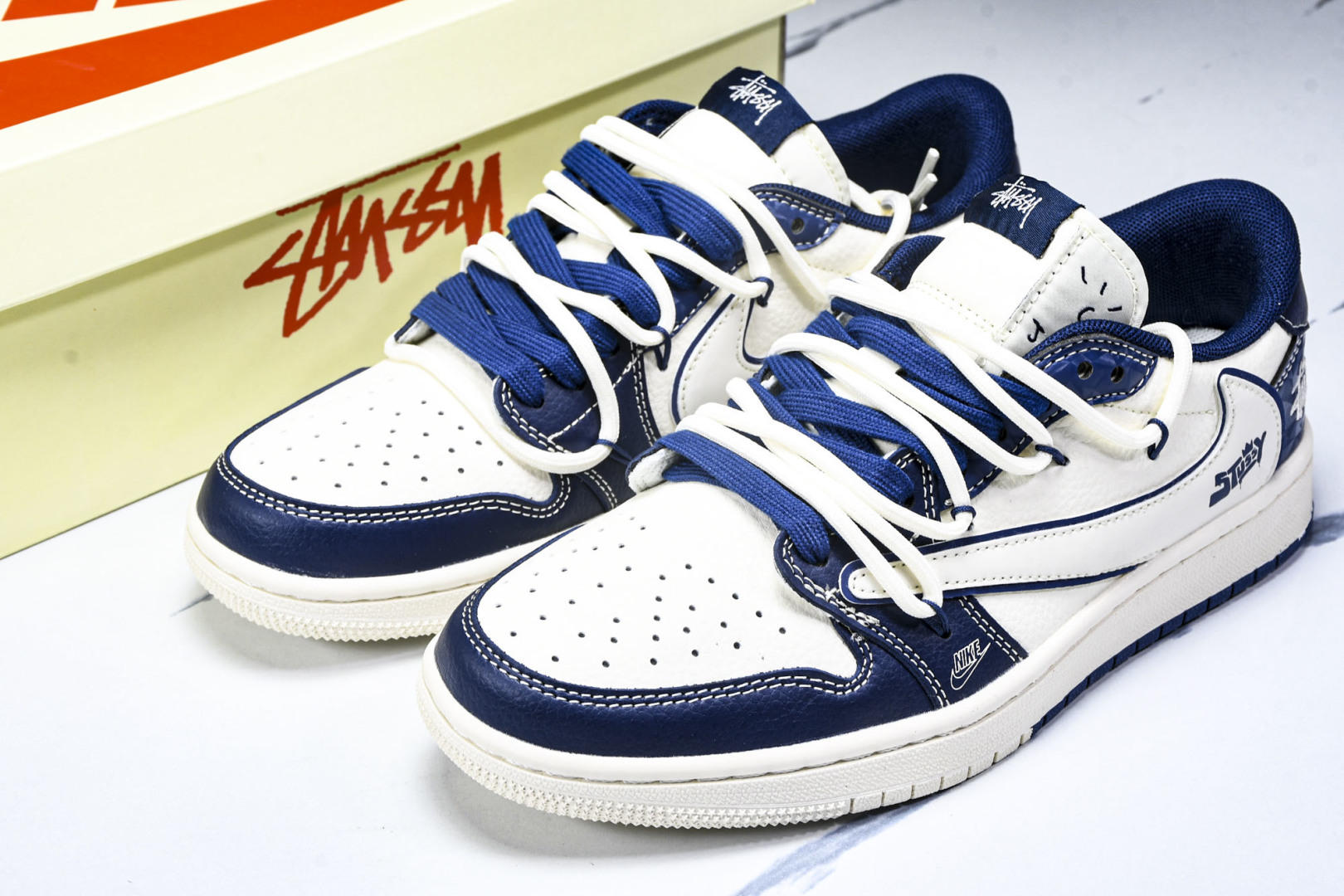  Travis Scott x Fragment Design x Air Jordan 1 Low O