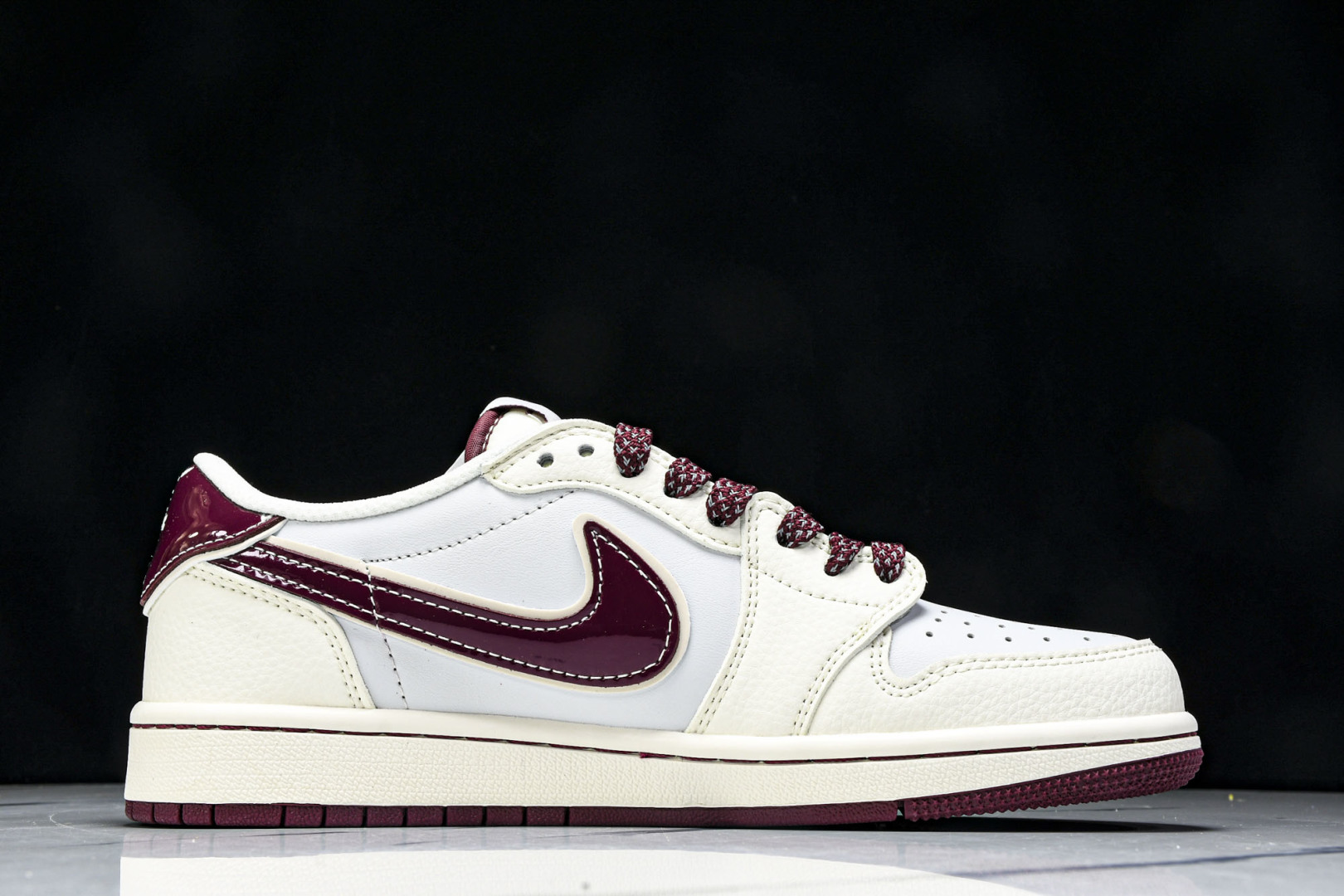  Travis Scott x Fragment Design x Air Jordan 1 Low O