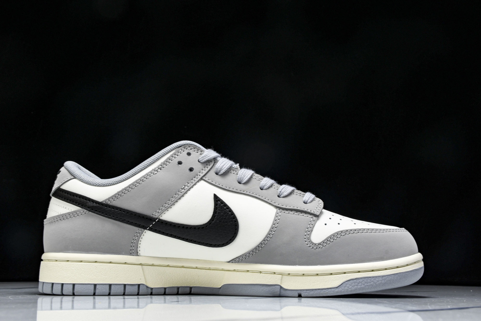  Nike SB Dunk Low 白黑灰 低帮休闲板鞋 IB3079-101 尺寸 40 40.5 4