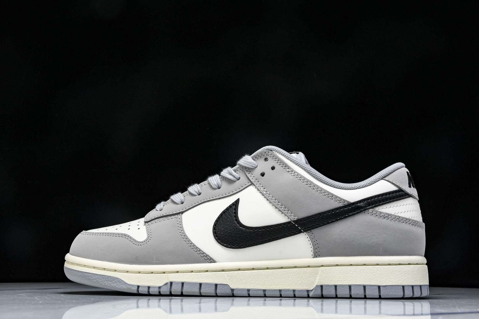  Nike SB Dunk Low 白黑灰 低帮休闲板鞋 IB3079-101 尺寸 40 40.5 4