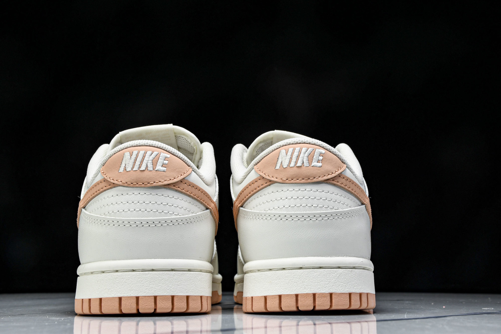  Nike SB Dunk Low 粉色爱恋 周年高端定制 低帮休闲板鞋 W-015 尺寸35.5 36