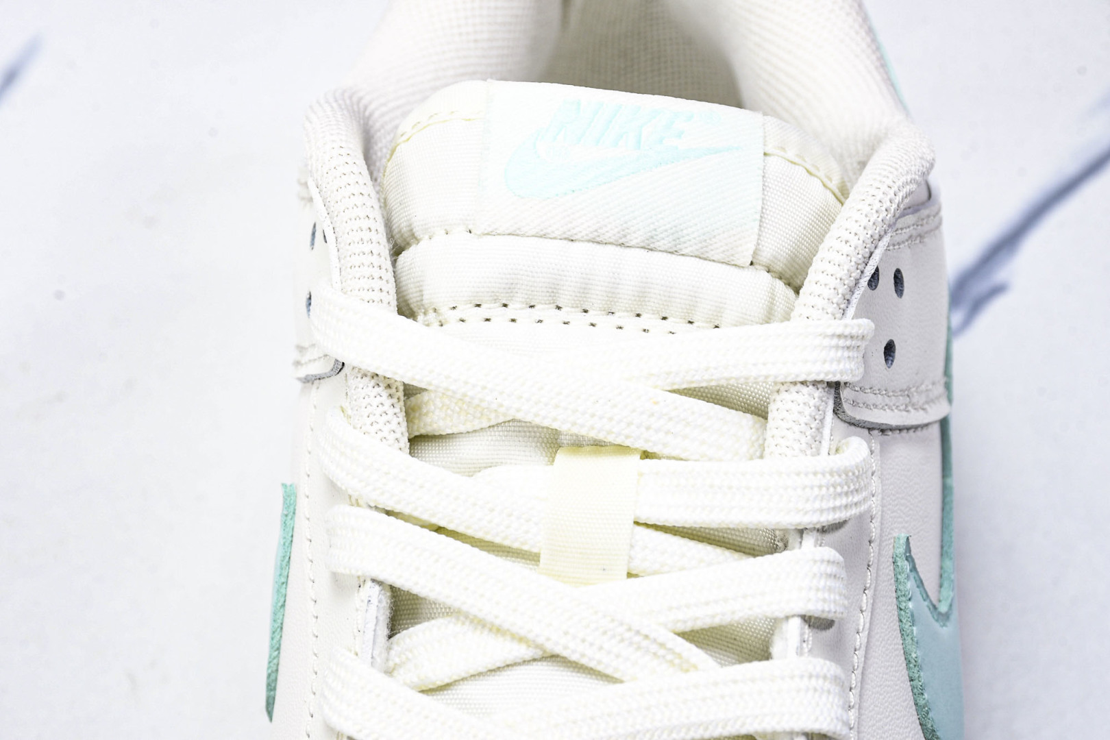  Nike SB Dunk Low 恋爱物语 周年高端定制 低帮休闲板鞋 WC0212-017 尺寸 3