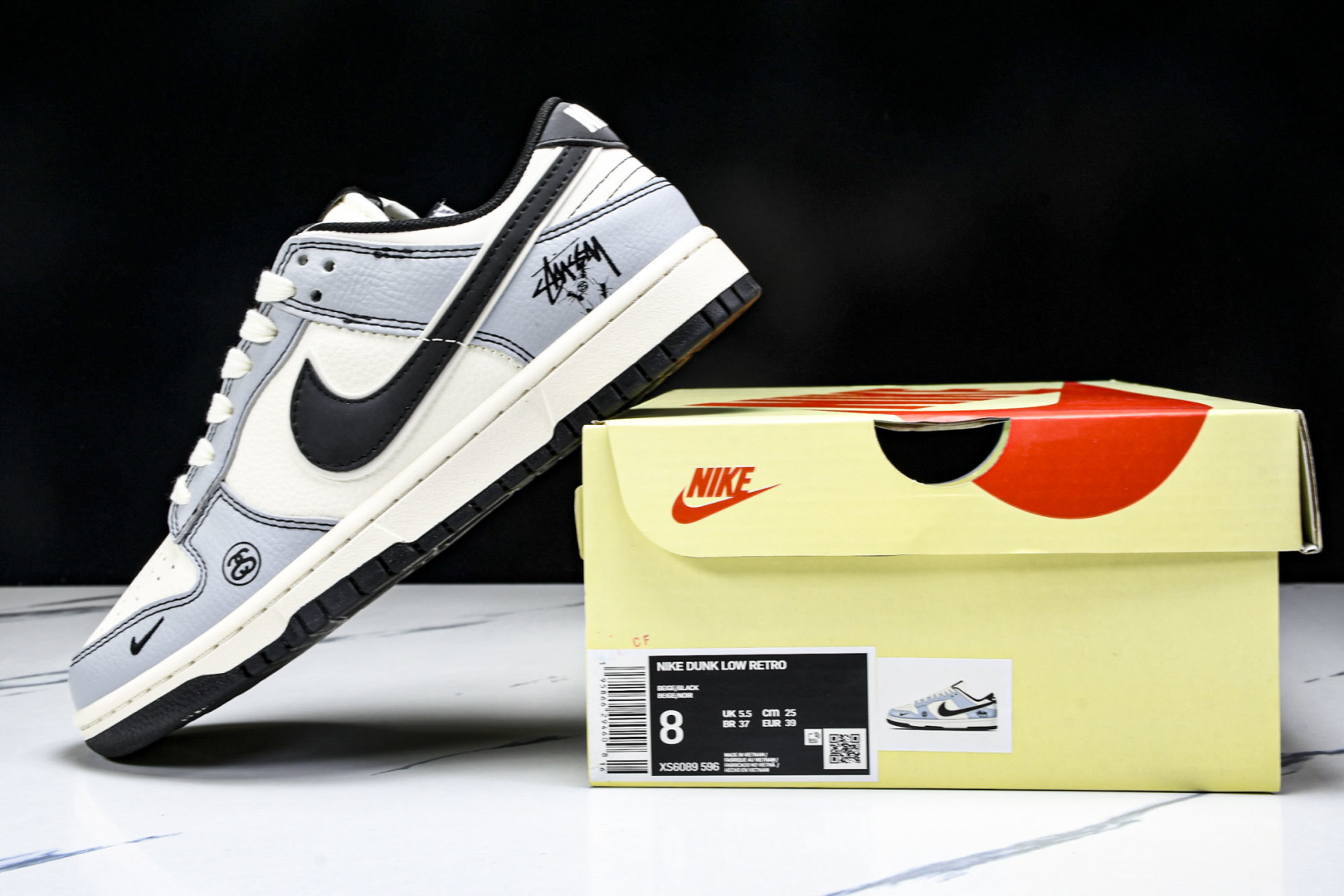  Nike SB Dunk Low 斯图西联名 灰黑勾 周年高端定制 低帮休闲板鞋 XS6089-596