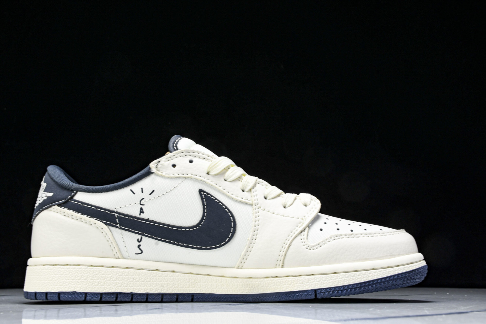  Travis Scott x Fragment Design x Air Jordan 1 Low O