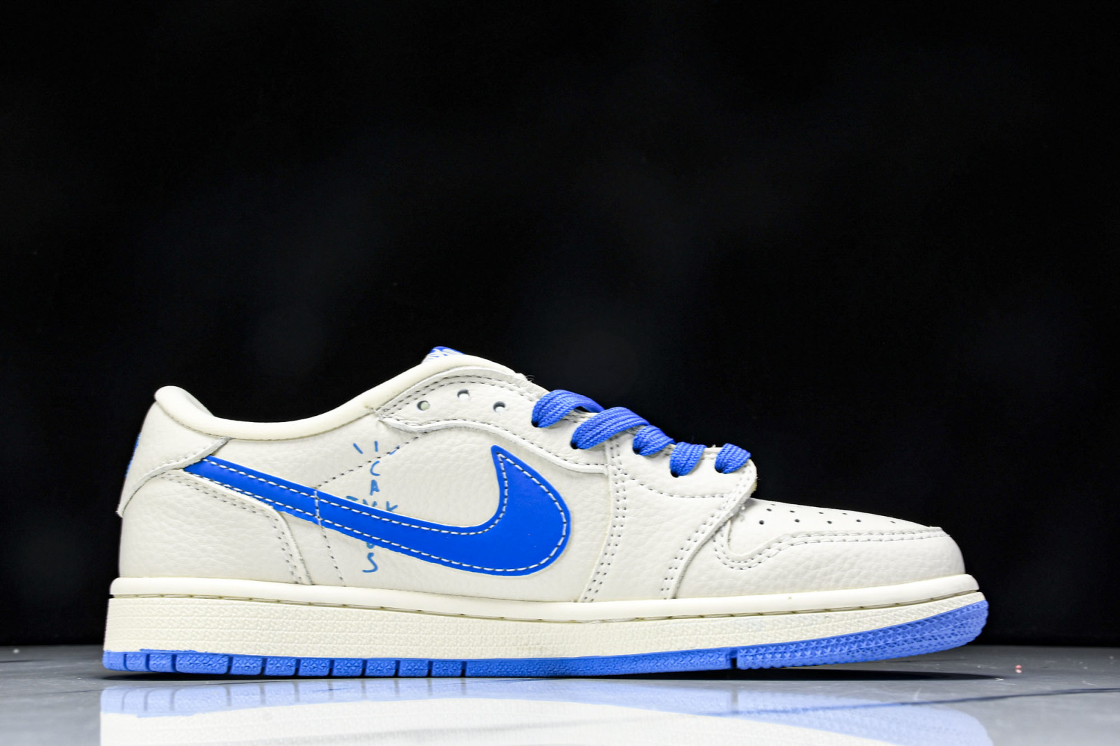  Travis Scott x Fragment Design x Air Jordan 1 Low O