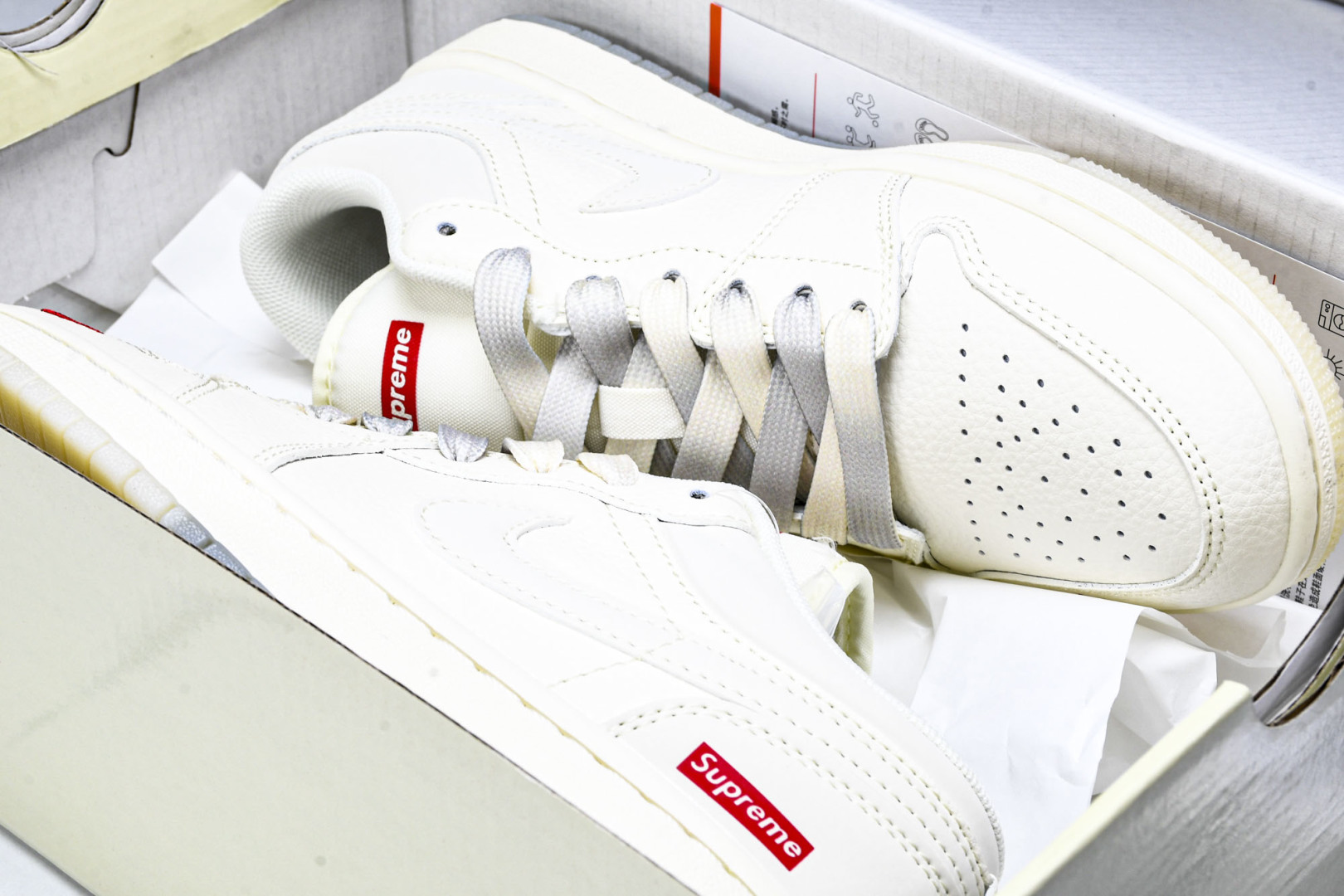  Air Jordan 1 Low AJ1 乔1 Supreme联名 米灰双色 高端定制 低帮复古篮球鞋