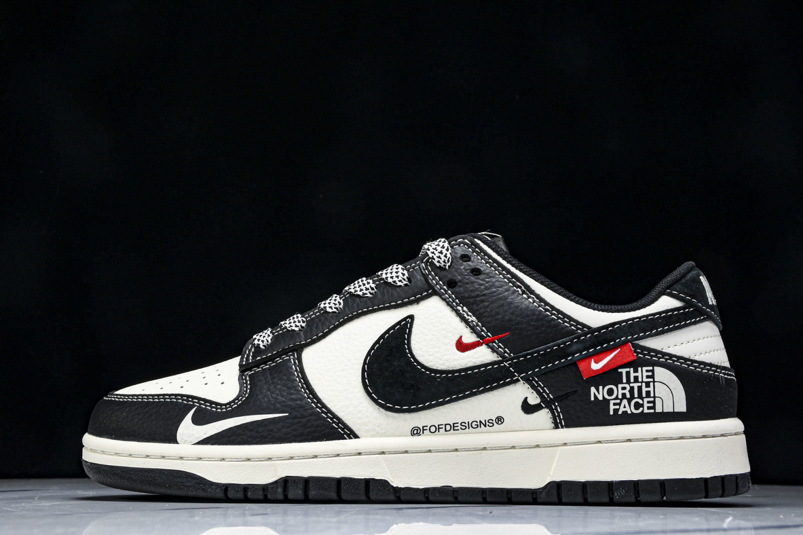  Nike SB Dunk Low 北面联名 黑白黑勾黑勾 周年高端定制 低帮休闲板鞋 YX5066-3