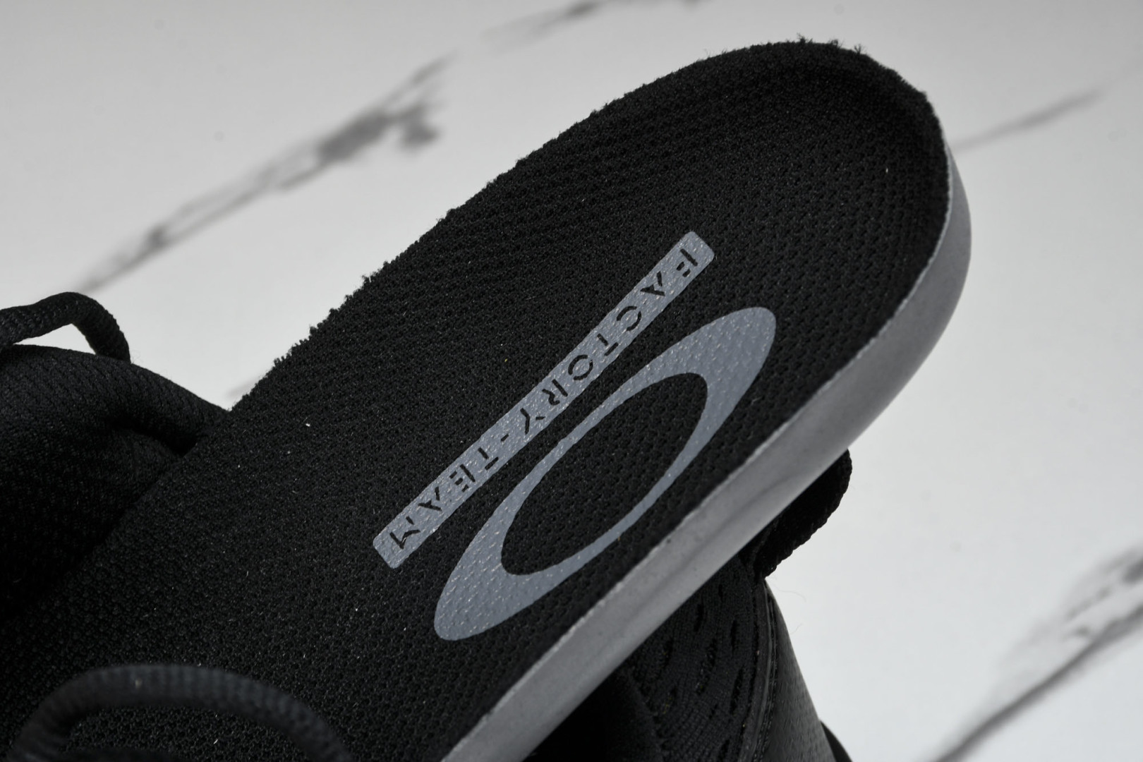 Oakley 尺码39-46

纯原-Brain Dead x Oakley Factory Team 