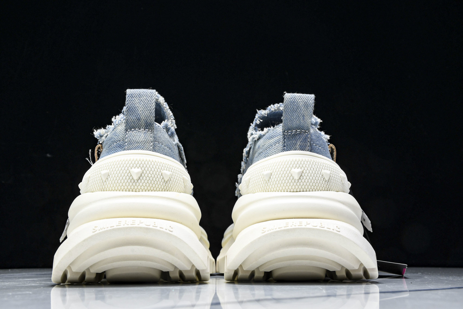 SMILEREPUBLIC 尺码35-45

纯原出品-SMILEREPUBLIC 檀健次 开口笑2.0