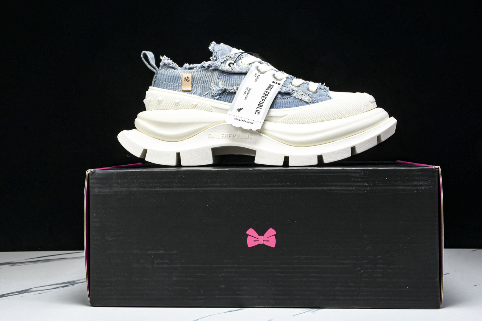 SMILEREPUBLIC 尺码35-45

纯原出品-SMILEREPUBLIC 檀健次 开口笑2.0