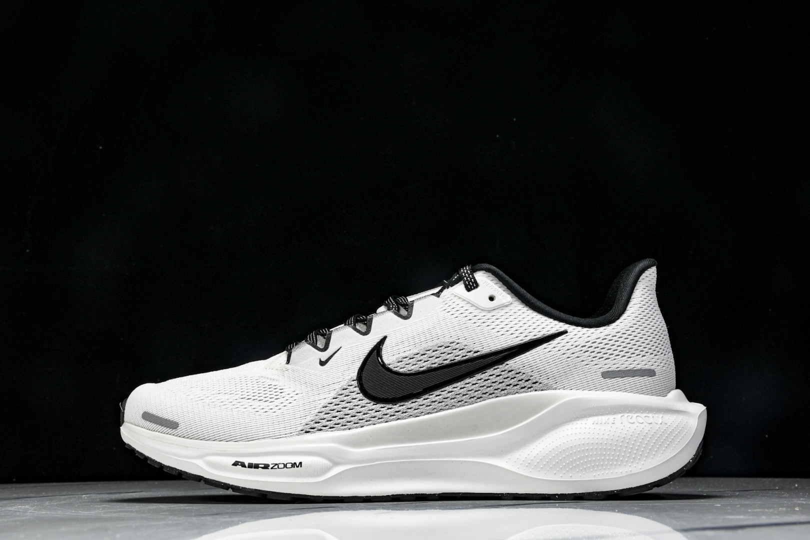  Nike Air Zoom Pegasus  41 登月41代超级飞马系列马拉松跑步鞋 FD2722-