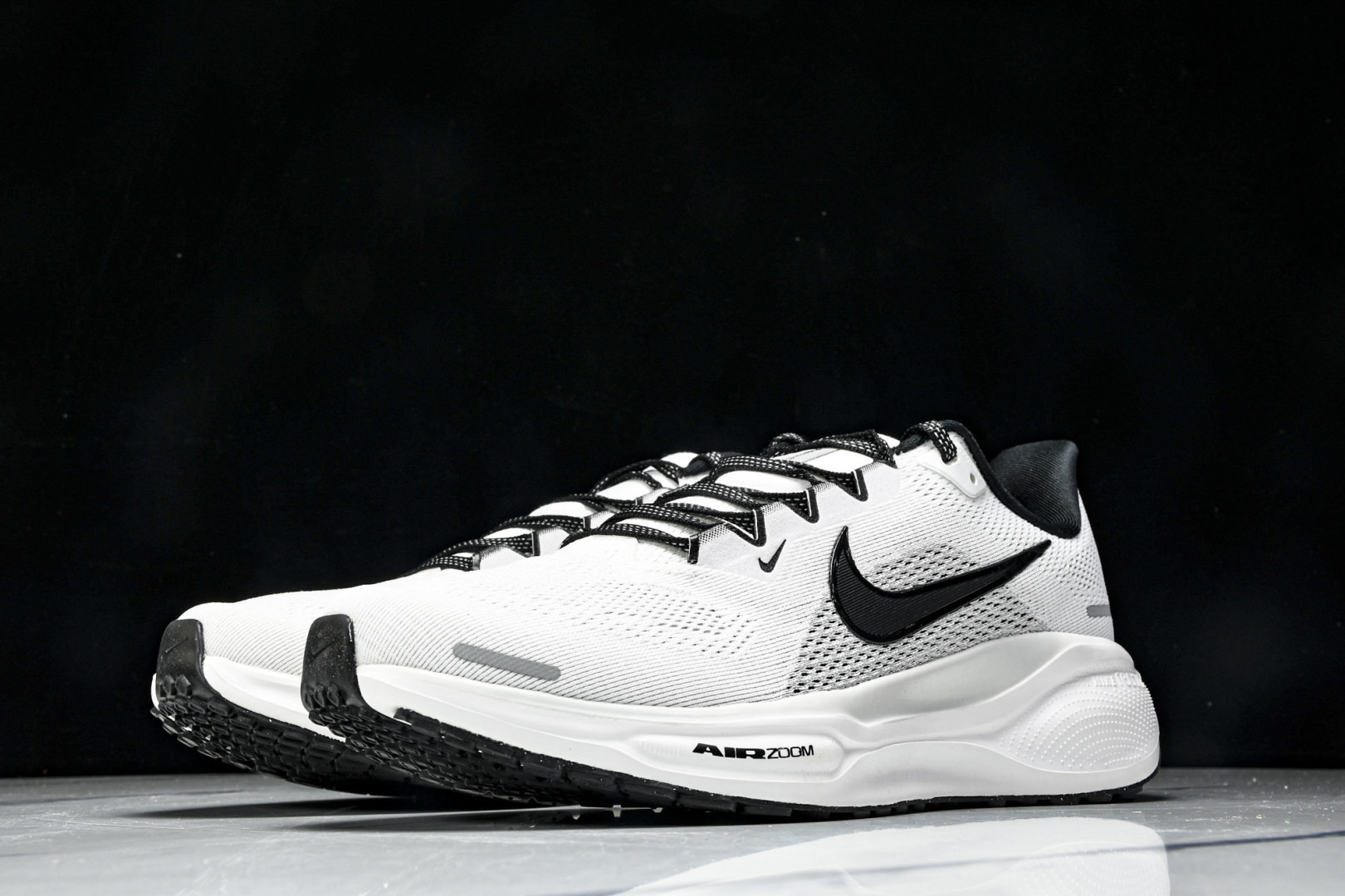  Nike Air Zoom Pegasus  41 登月41代超级飞马系列马拉松跑步鞋 FD2722-
